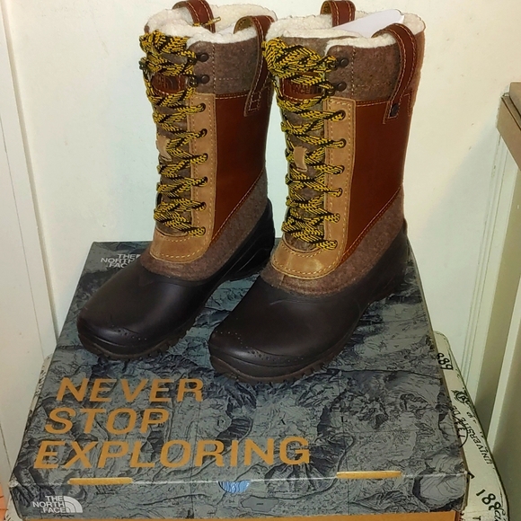 NWT The North Face Shellista III Mid Boot - Picture 3 of 5